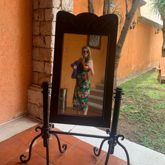 Meet your Posher, Erin - Picture 1 of 1